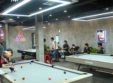 MIA TOWN LUXURY BILLIARDS