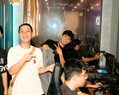 Hot Streamer Thầy Giáo Ba