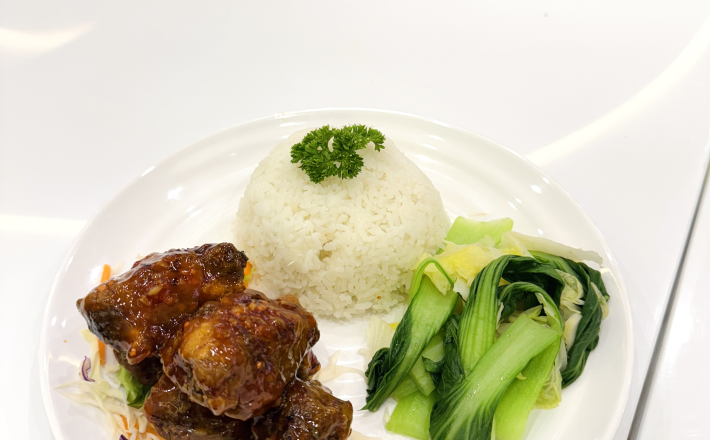 Cơm Sườn Nước Mắm