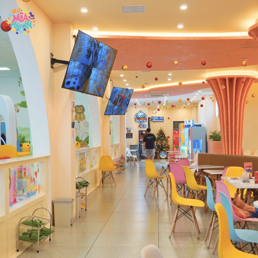 Nhà Banh Quận 10